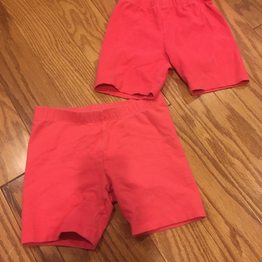 Pink shorts - Picture 2 of 2